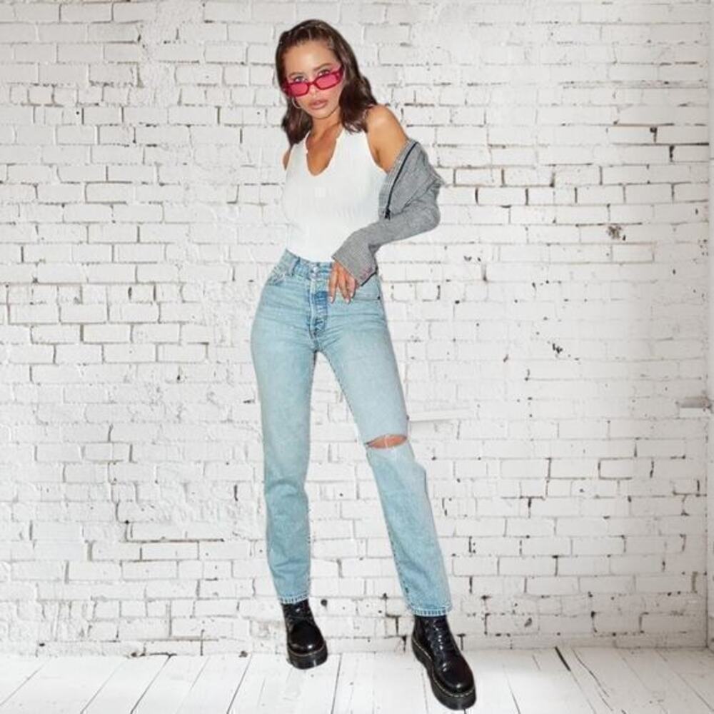 NWOT Revice Denim Ex-Boyfriend Player One Salt and Pepper Wash Jeans Size 26
